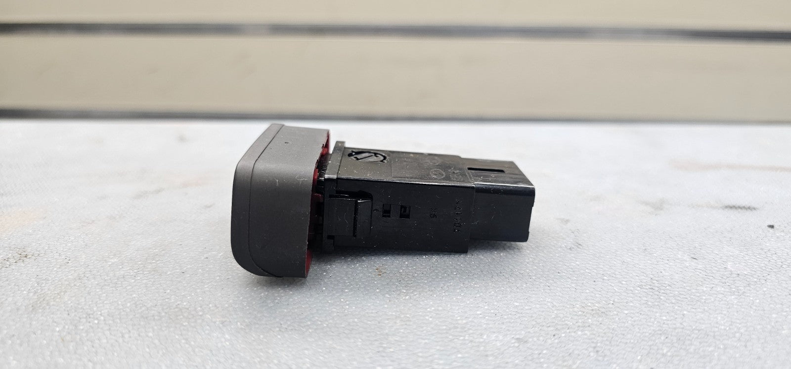 🔥01-05 SONATA OPTIMA Hazard Warning Emergency Light Dash Flasher Switch Black