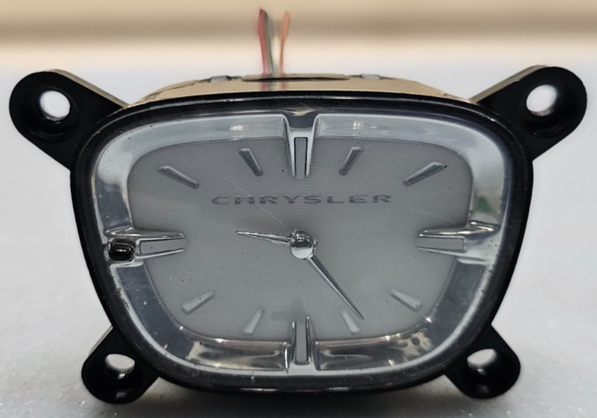 🔥11-15 Town & Country Dash Analog Mount Mounted Clock Assembly Silver/Black