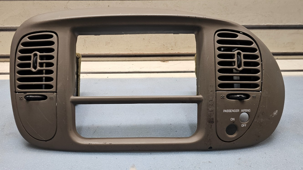 🔥97-03 Ford F150 Center Dash FM Radio Climate Trim Stereo BEZEL Panel DK TAN B1