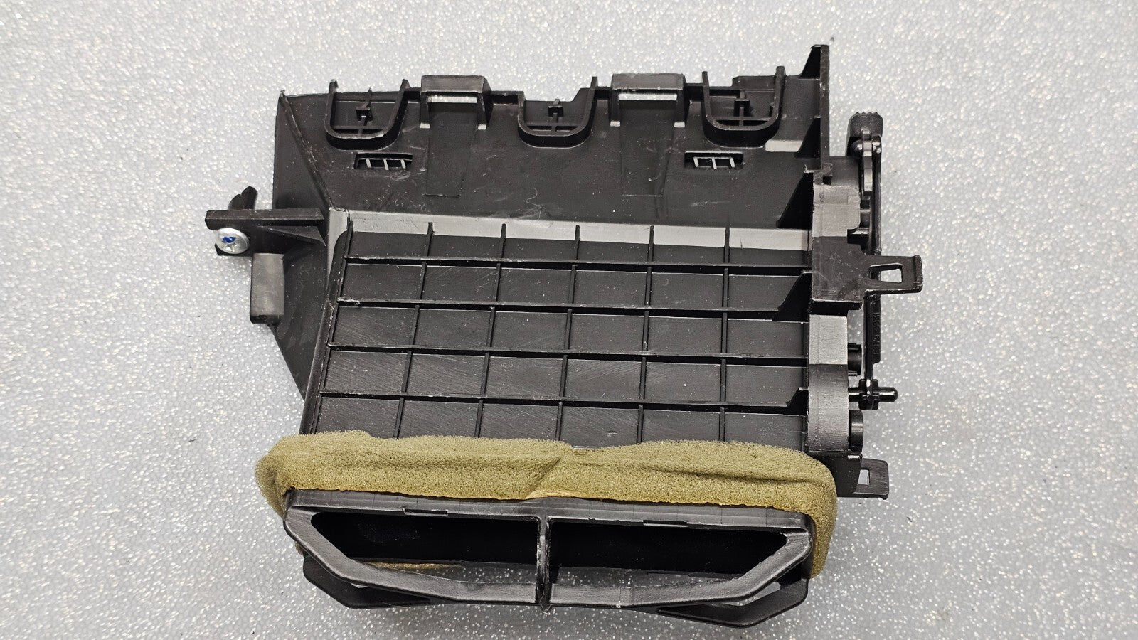 🔥10-12 Nissan Versa Center Dash Upper AC A/C Air Vent Heater Panel Black OEM