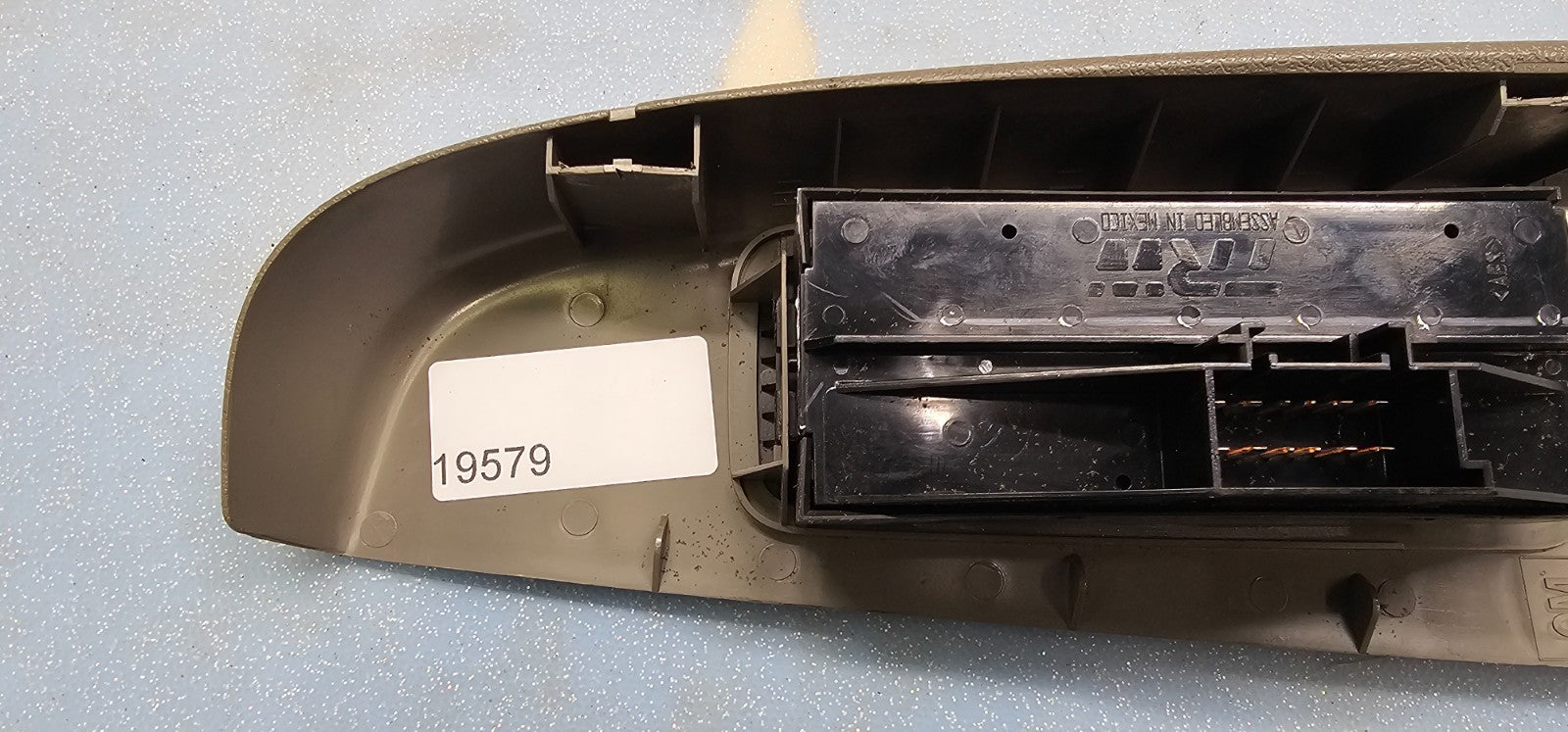 🔥00-02 Cadillac Escalade Tahoe Yukon Right Passenger Power Window Switch TAN