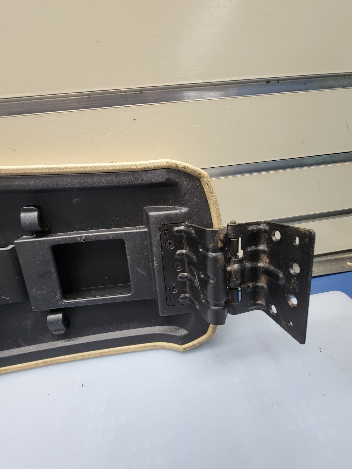 🔥2007-2010 Ford Edge Center Console Lid Leather Arm rest Assembly OEM Tan
