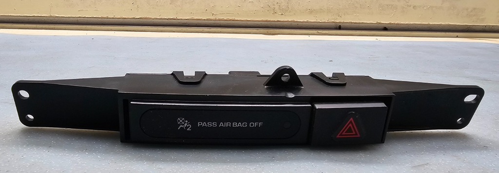🔥01-07 CARAVAN Grand Caravan Town & Country  warning HAZARD LIGHT SWITCH BLACK