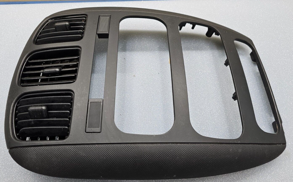 🔥01-07 Caravan Town Country Dash Radio Stereo Climate TRIM Panel Bezel Black