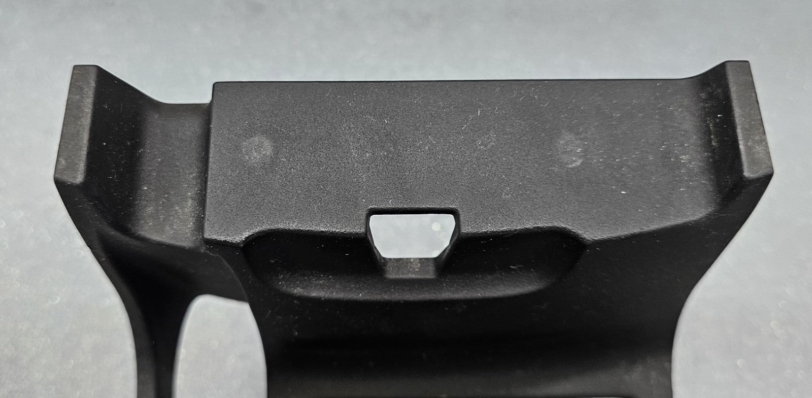 🔥04-06 MAZDA 3 CENTER CONSOLE CUP DRINK HOLDER FLOOR TRIM PANEL BEZEL BLACK