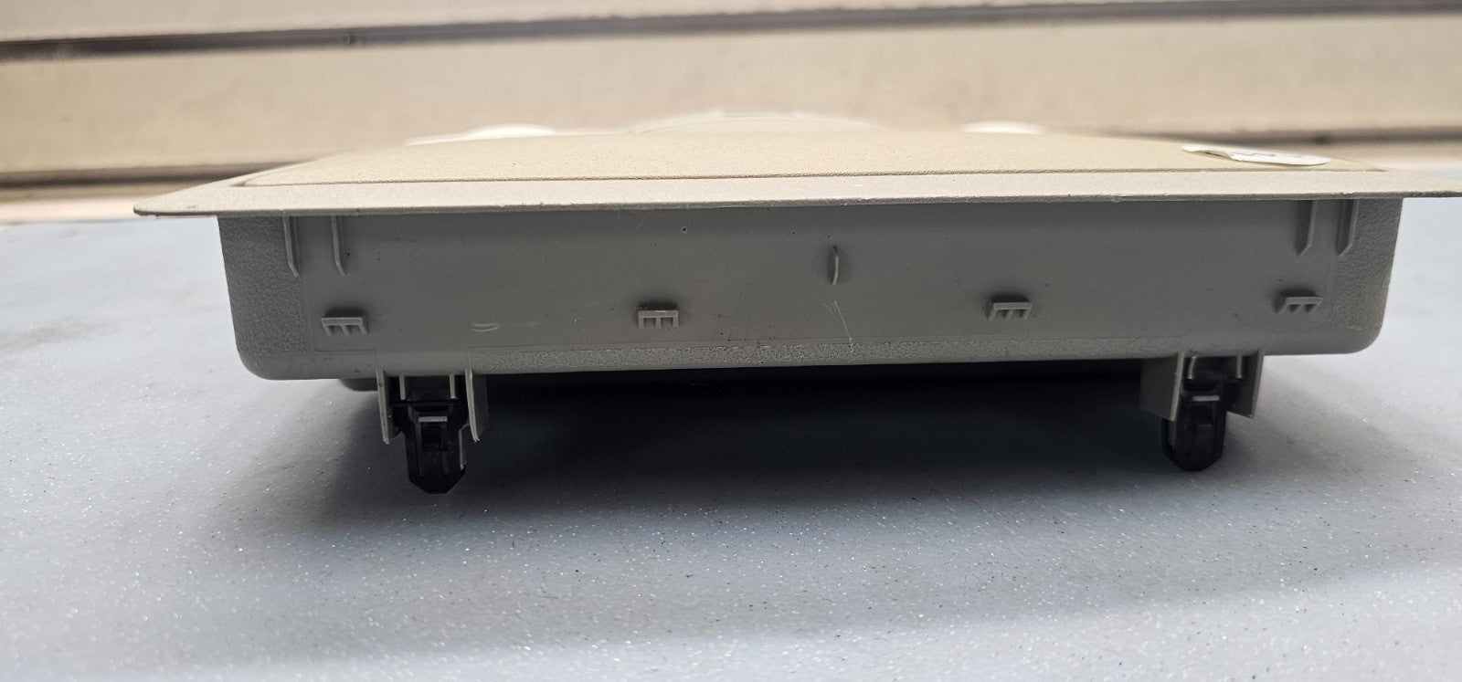 🔥07-14 Maxima Murano Altima Overhead Console Storage Dome Map Light Lamp Tan