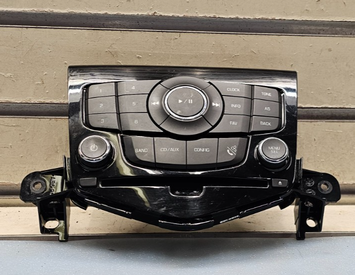 🔥12-16 CRUZE Dash AM FM Radio Satellite CD AUX Player Face Plate Control Panel
