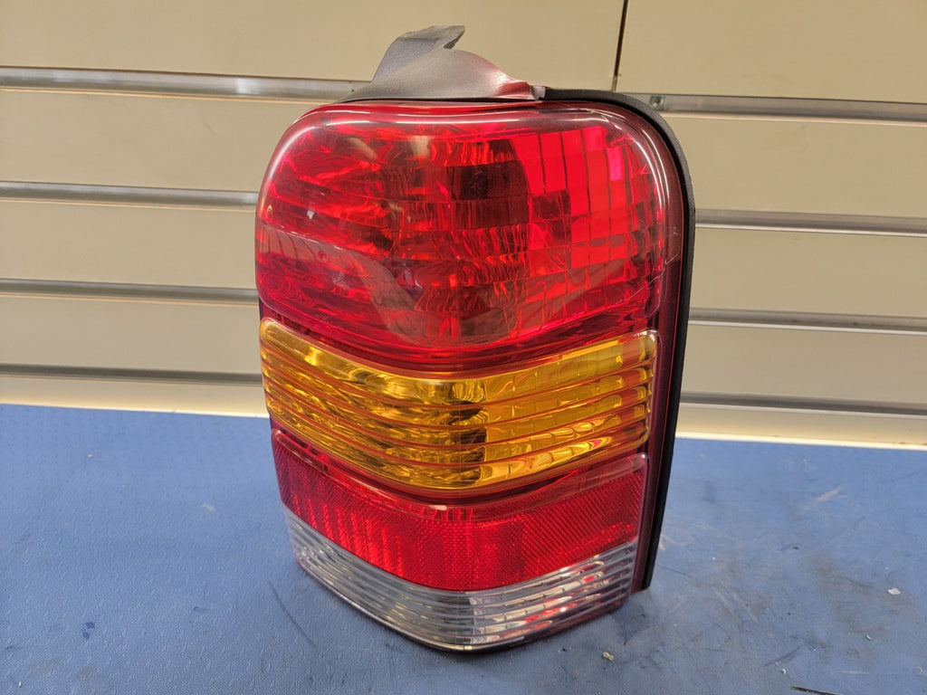 🔥2001-2007 Ford Escape Right Passenger Side Tail Lamp OEM 6L8Z-13404-DA