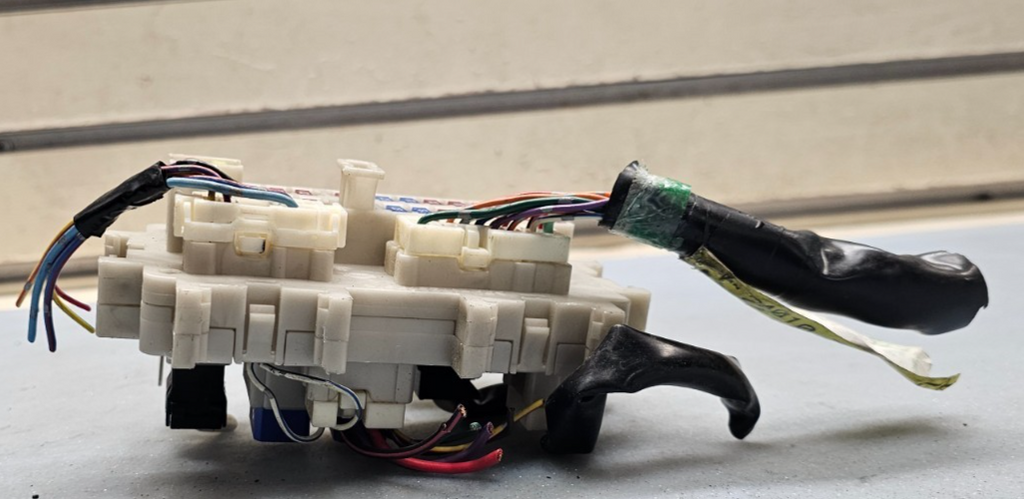 🔥04-11 Armada Titan Infiniti QX56 Interior Cabin Fuse Box Relay Junction BCM