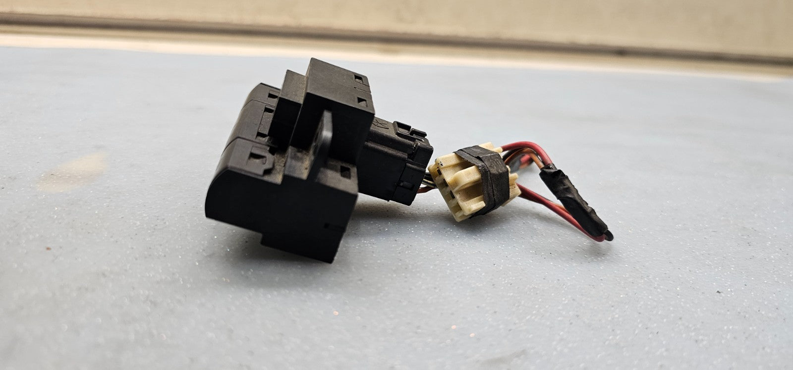 🔥09-10 Chrysler 300 Caravan Hazard Light ESP Off Traction Control Switch Black