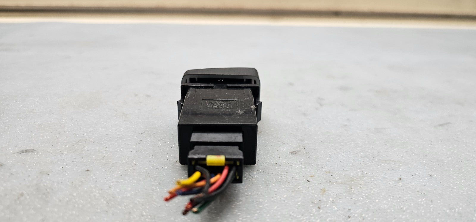 🔥2005-2009 Hyundai Tucson Dash AUX Auxiliary Input Port BLACK OEM