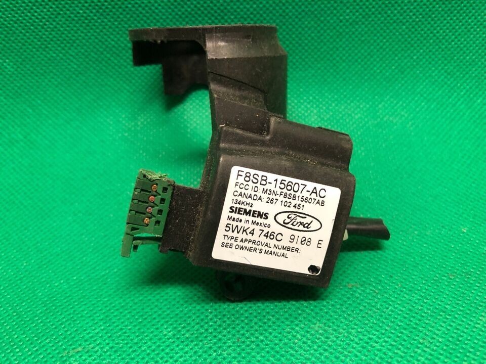 98-02 Ford Mustang Town Car Anti Theft Pats transceiver Immobilizer Assembly OEM