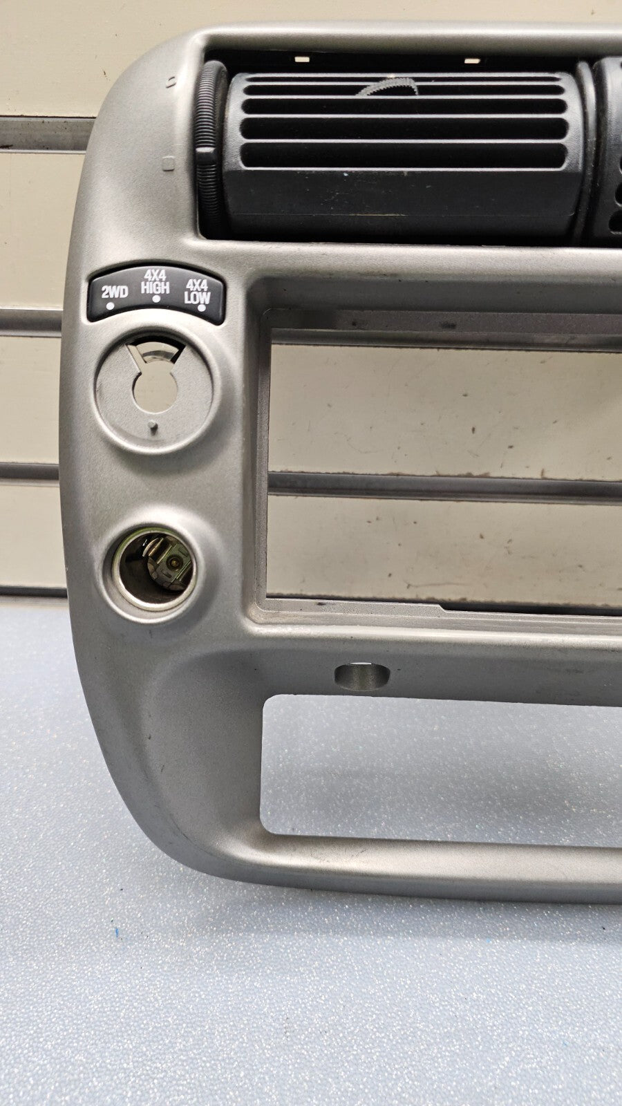 95-10 Ford Ranger EXPLORER Center Dash Radio Trim Surround Bezel Trim SILVER B2
