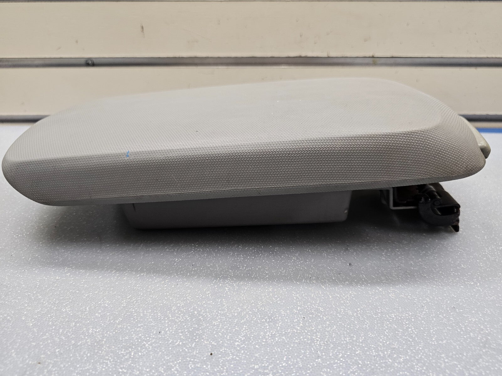 07-10 Chrysler Sebring Front Center Console Lid Arm Rest Cover Leather GRAY