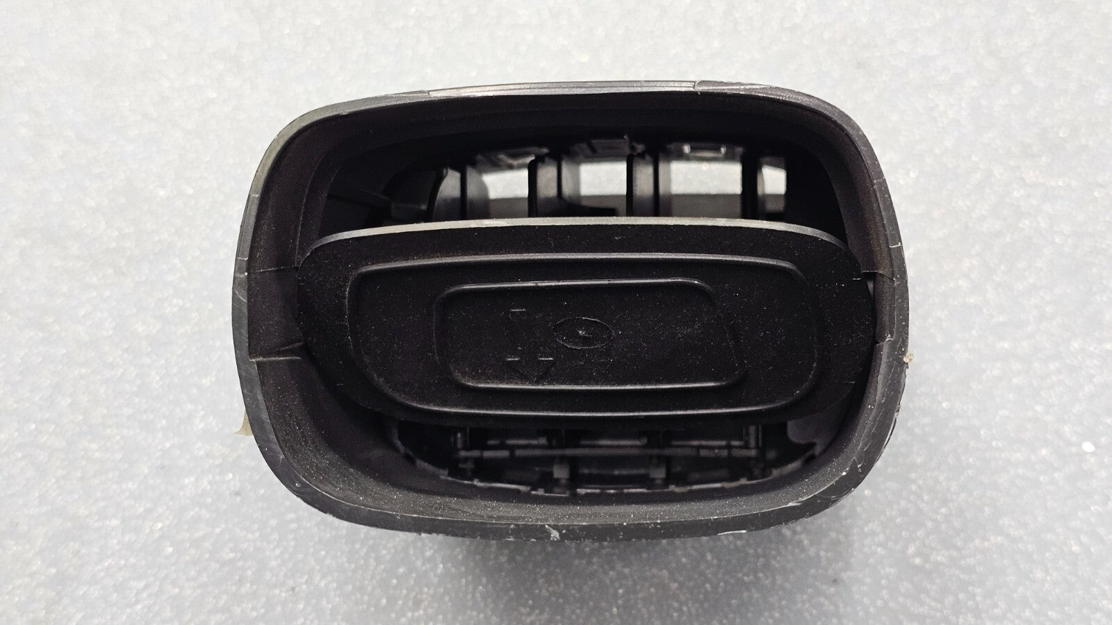 🔥 01-07 CARAVAN Dash Center Right Passenger AIR VENT Heater Conditioning Black