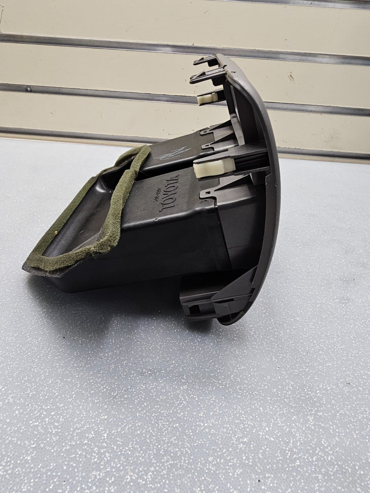 🔥98-02 Toyota Corolla Center Dash AC Air Vent Grille Radio Bezel Trim Panel B34