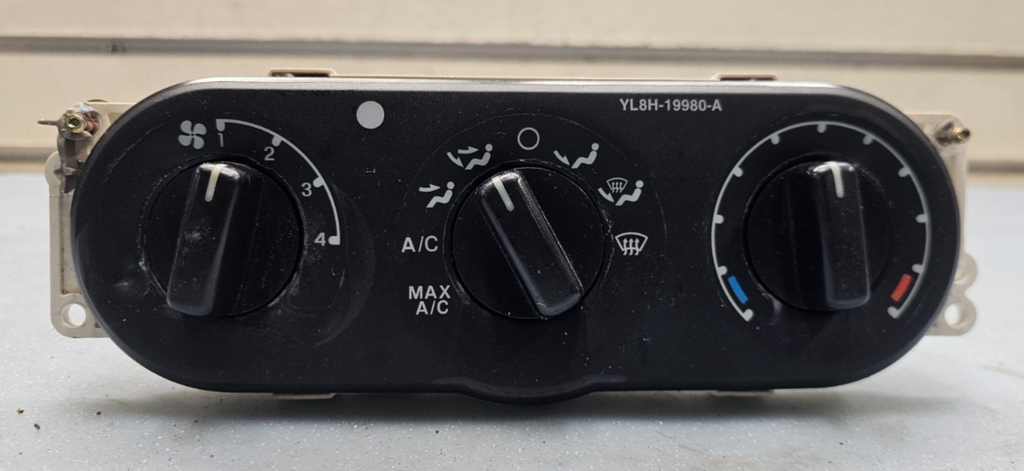 🔥01-07 Escape Mariner Dash AC Heater Climate Temperature control Conditioner