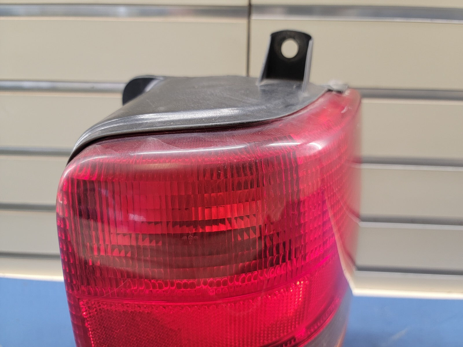 🔥1993-1998 JEEP GRAND CHEROKEE TAIL LIGHT LH PASSENGER SIDE OEM USED
