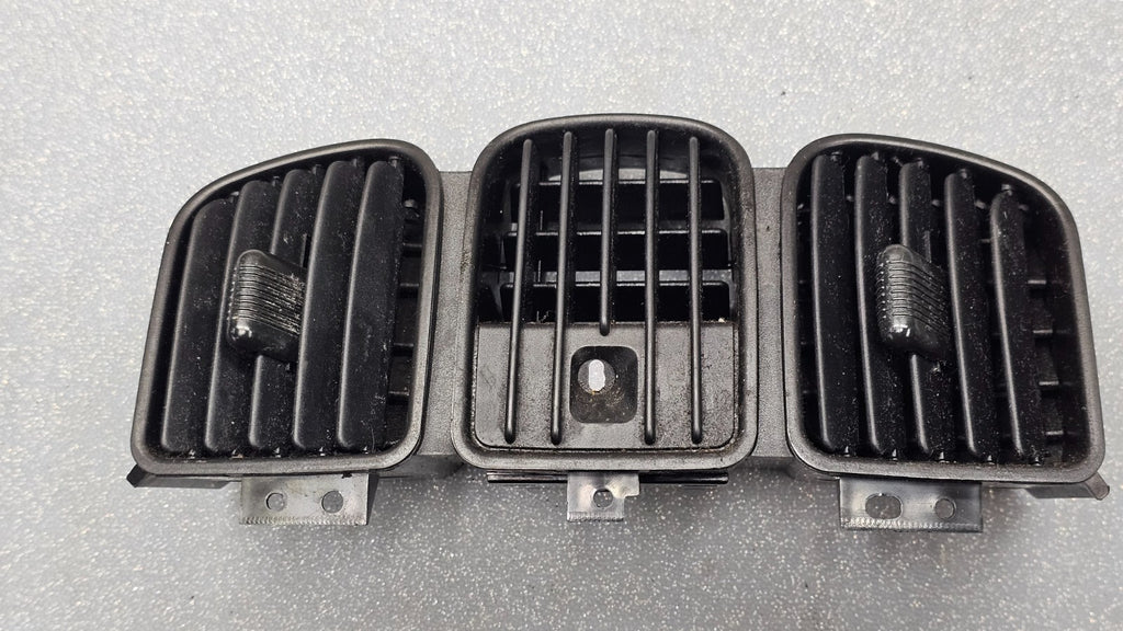 🔥 01-07 Dodge Grand Caravan Dash Center Air Vents A/C AC Heater Panel  Black