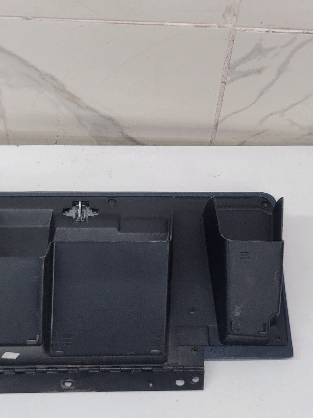 2002-2006 CADILLAC ESCALADE GLOVE BOX DASH STORAGE COMPARTMENT OE DARK BLUE G9