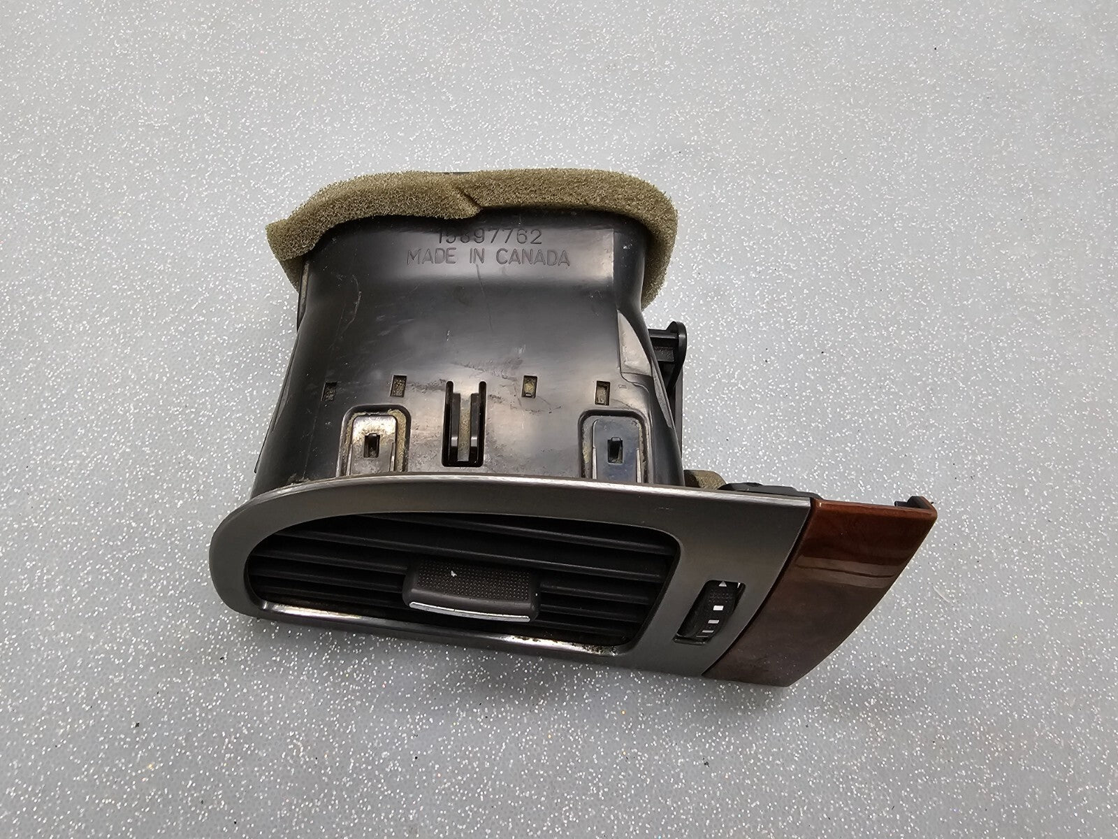 🔥2007 - 2014 Chevrolet Tahoe Front Left Driver Dashboard Air Vent OEM