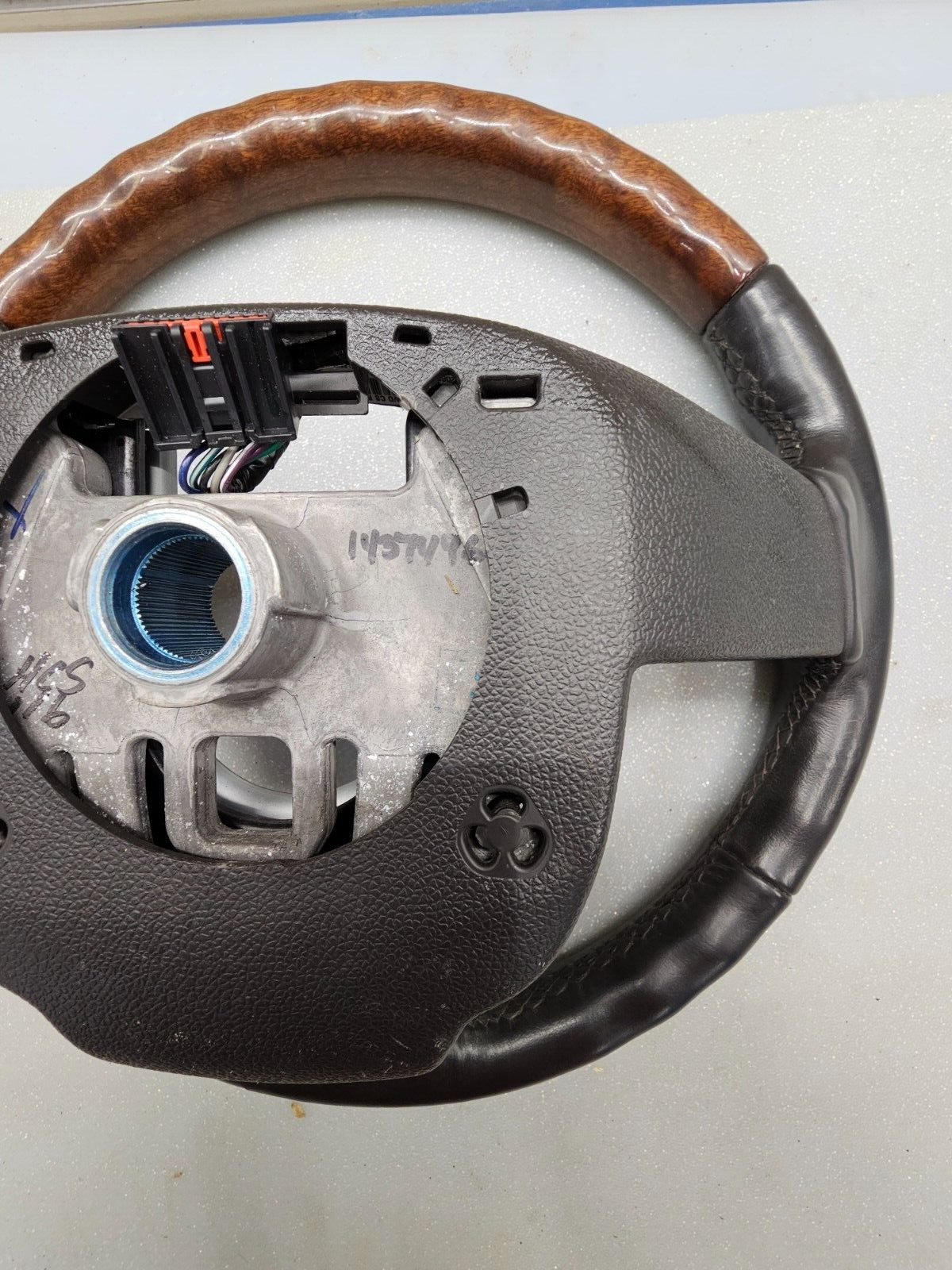 🔥2010-2012 CADILLAC SRX LEATHER STEERING WHEEL BLACK/WOODGRAIN OEM