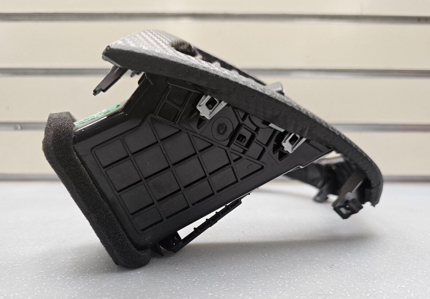 🔥11-15 Cruze Center Dash AM FM Radio Display Bezel Trim Panel Carbon Black OEM