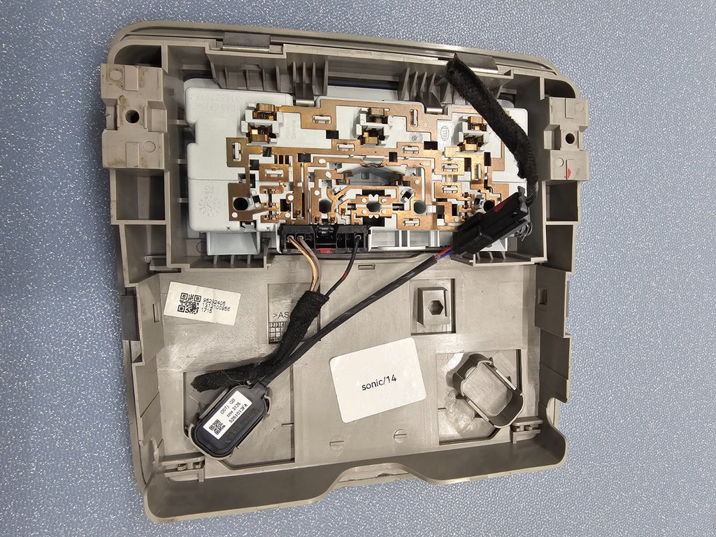 🔥2014-2019 Chevrolet Sonic Overhead Roof Console Interior Storage Dome Map Tan