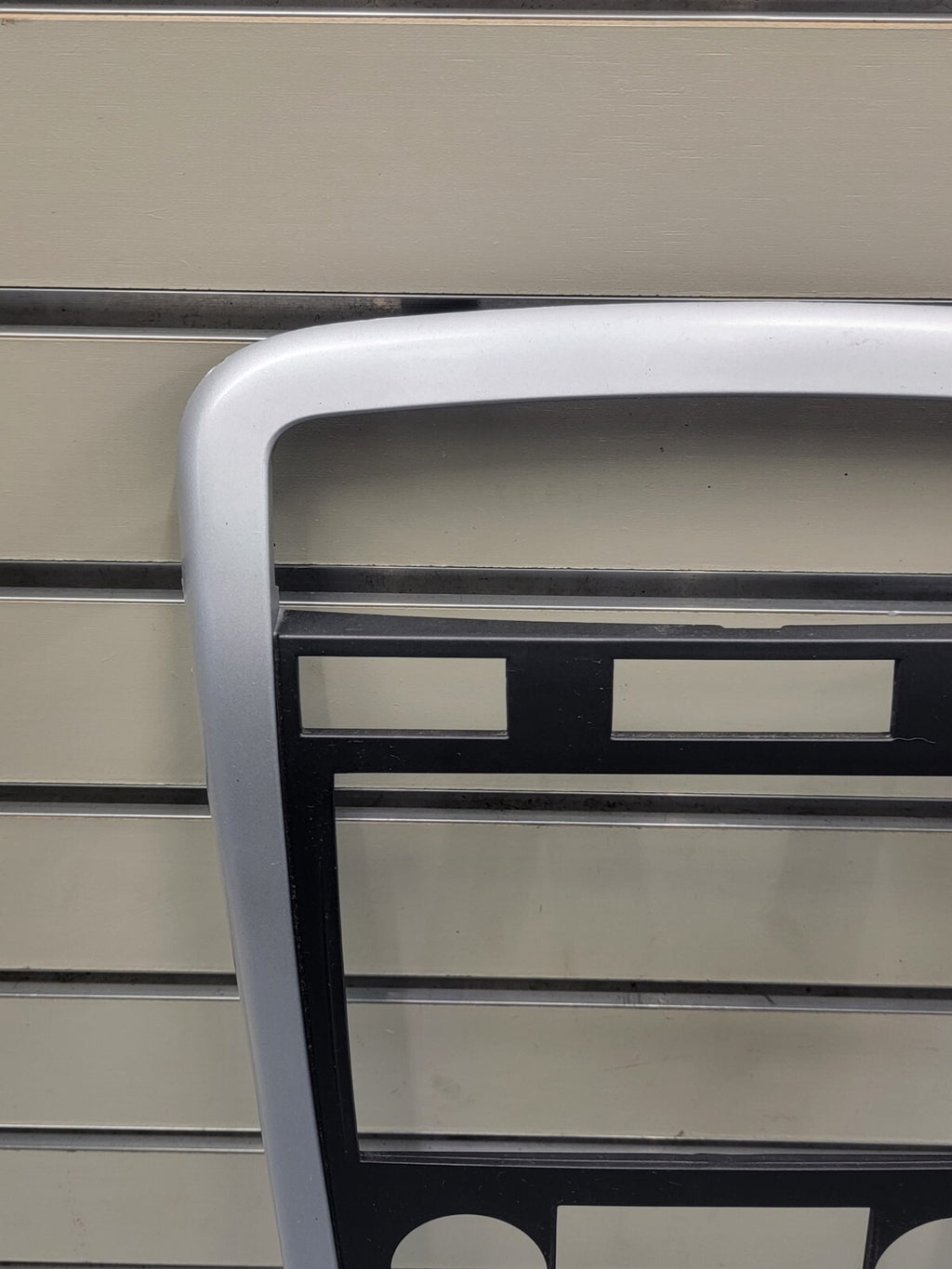 🔥07-09 Chevrolet Equinox Center Dash Radio Climate Bezel Surround Trim silver