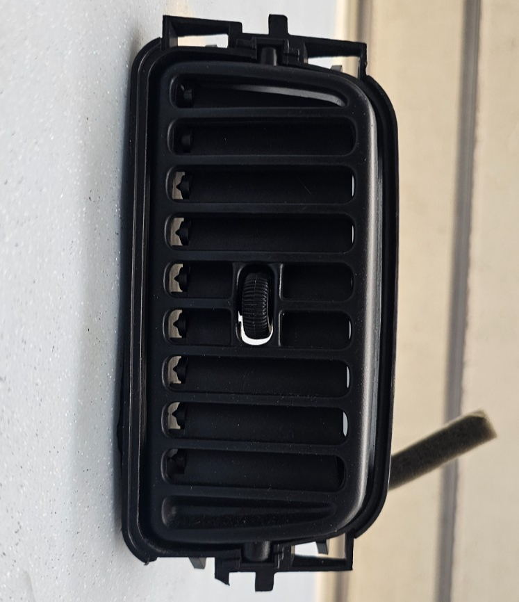 🔥01-07 ESCAPE MARINER RIGHT PASSENGER DASH AC A/C HVAC HEATER AIR VENT BLACK