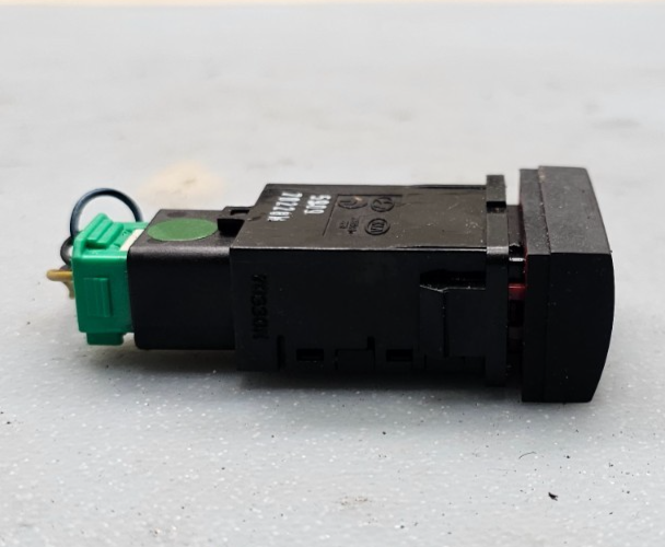 🔥04-09 Kia Cerato/Spectra Hazard Warning light switch Black OEM