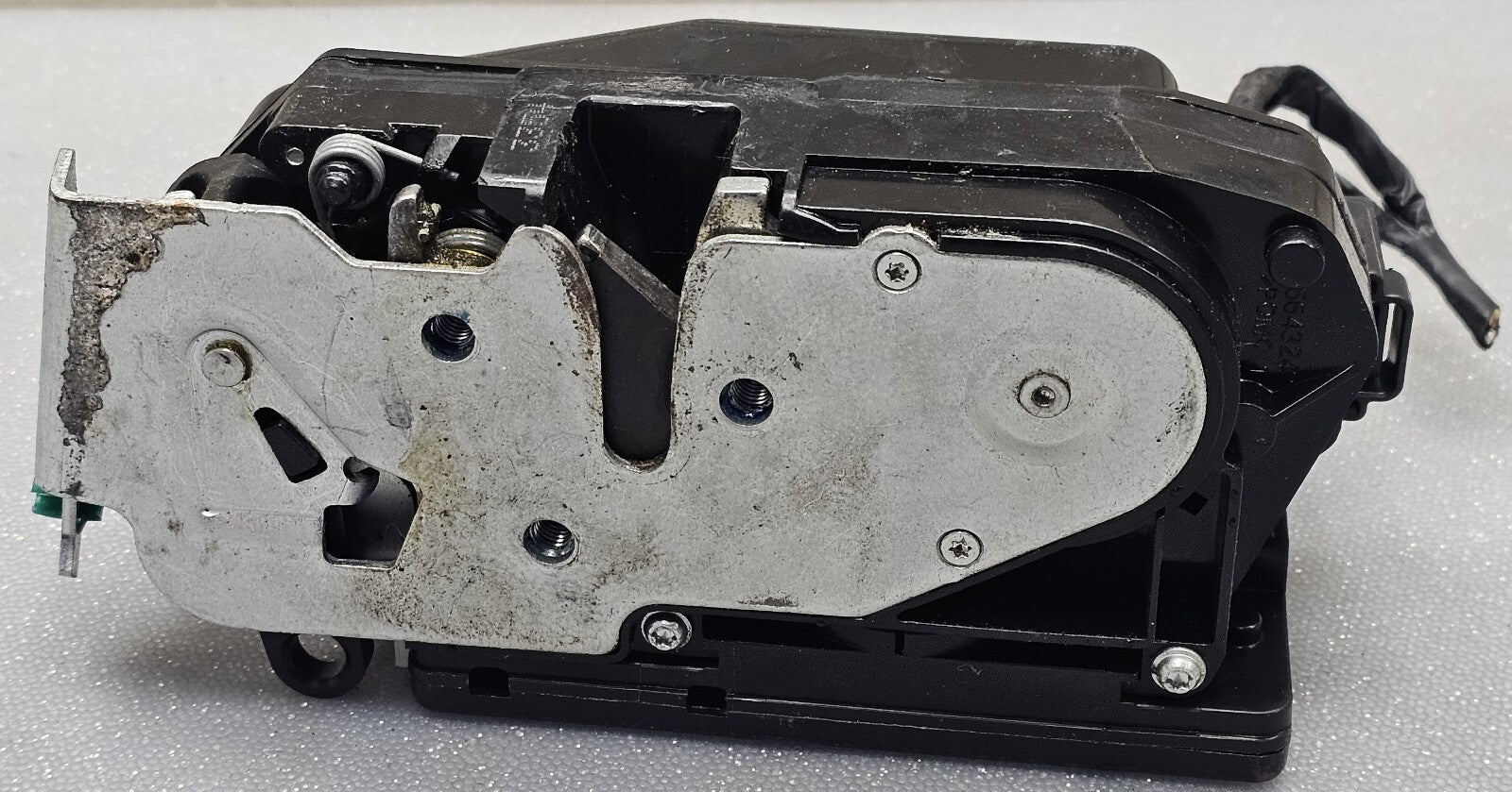 🔥06-14 Kia Sedona Entourage OEM Liftgate Tailgate Latch Lock Release Actuator