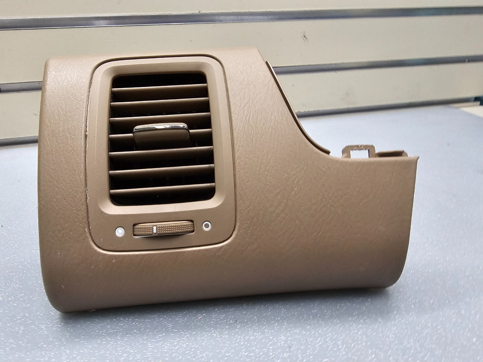 🔥03-05 HONDA PILOT FRONT LEFT DRIVER DASH AC AIR VENT GRILLE W/ BEZEL OEM