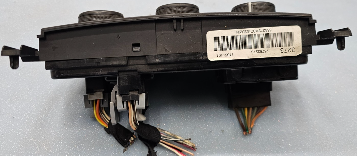 07-09 Montana Relay Uplander Terraza Dash Temperature AC Heater Climate Control