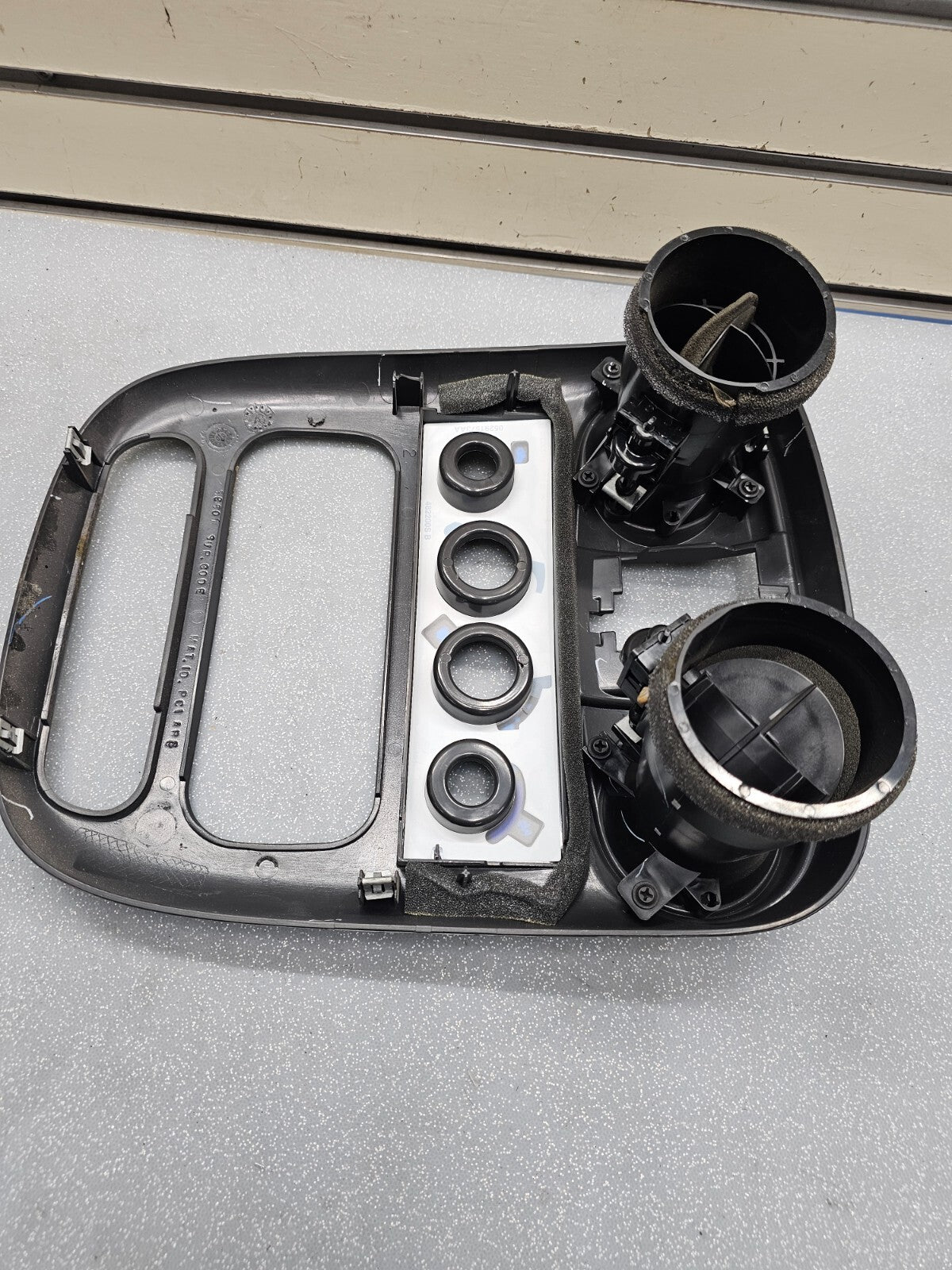 🔥01-05 Chrysler PT CRUISER Dash Radio Bezel Climate Trim Panel BLACK B17
