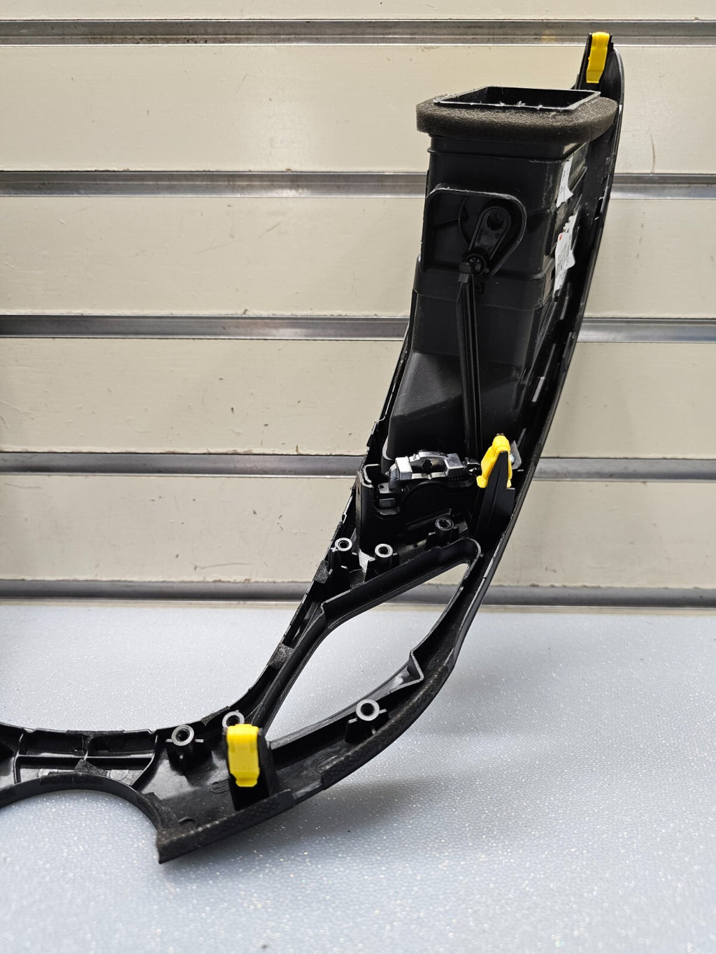 🔥12-17 Veloster Center Dash AM FM Radio Stereo Display Trim Bezel Panel Black