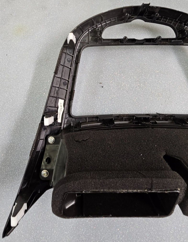 🔥12-17 ACCENT CENTER DASH FM RADIO STEREO DISPLAY TRIM PANEL BEZEL SILVER/BLACK