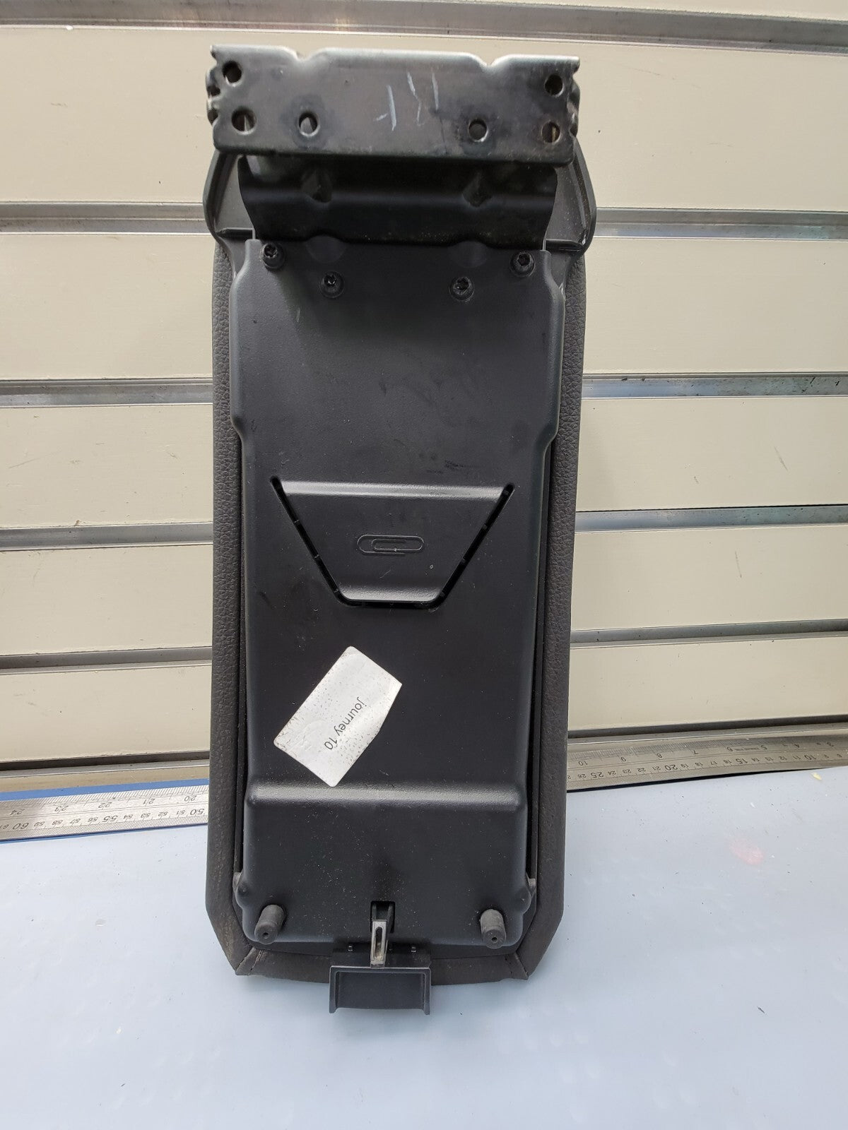 🔥2009-2010 Dodge Journey Center Console Sliding Armrest Lid Assembly OEM Black