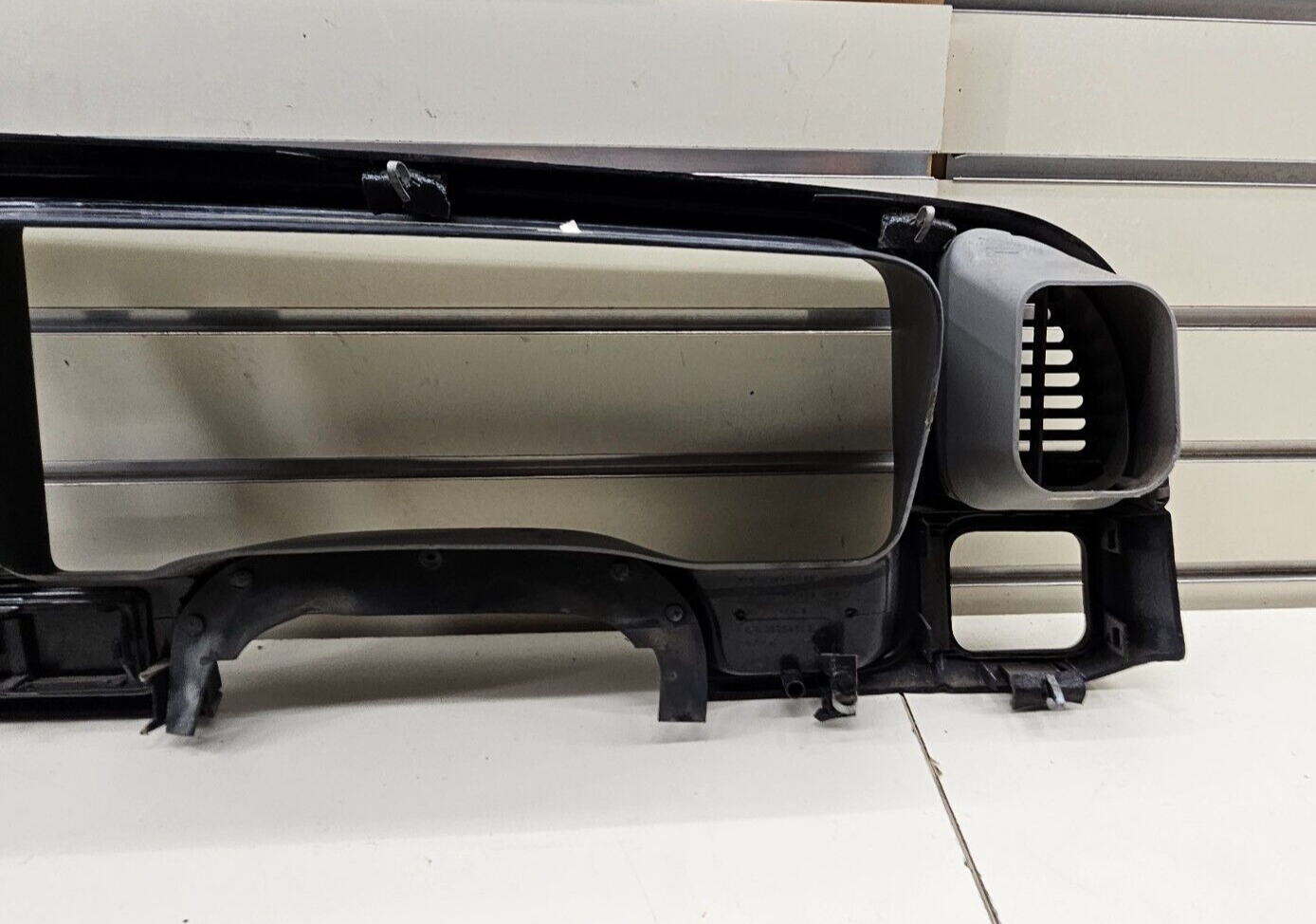 95-99 CHEVY GMC TRUCK CK Instrument Cluster Speedometer Dash Bezel Black/Gray C3