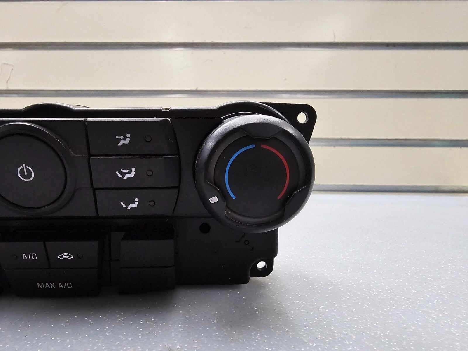 08-11 FORD FOCUS Dash Climate Control Panel Switch MAX A/C Heater Temperature