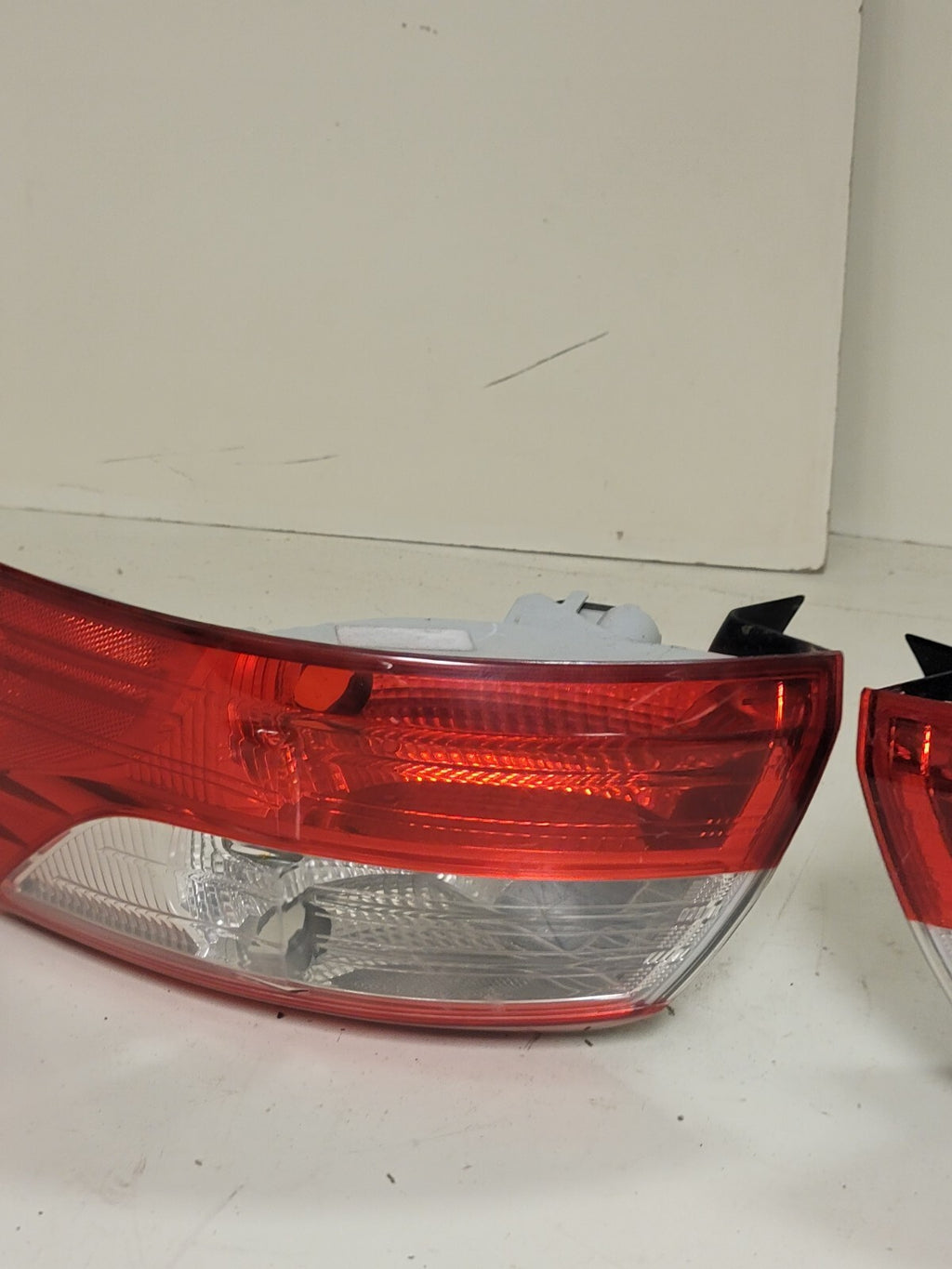 🔥2012-2014 Ford FOCUS Sedan TAILLIGHT Tail Light Lamp  SET