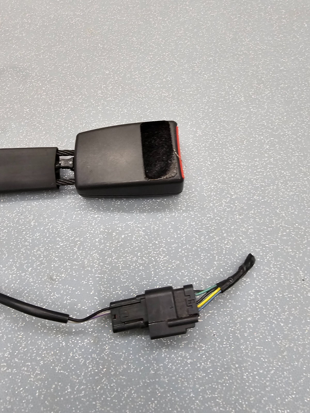 🔥2013-2016 Ford Fusion Front Left Driver Seat Belt Buckle Assembly Black OEM