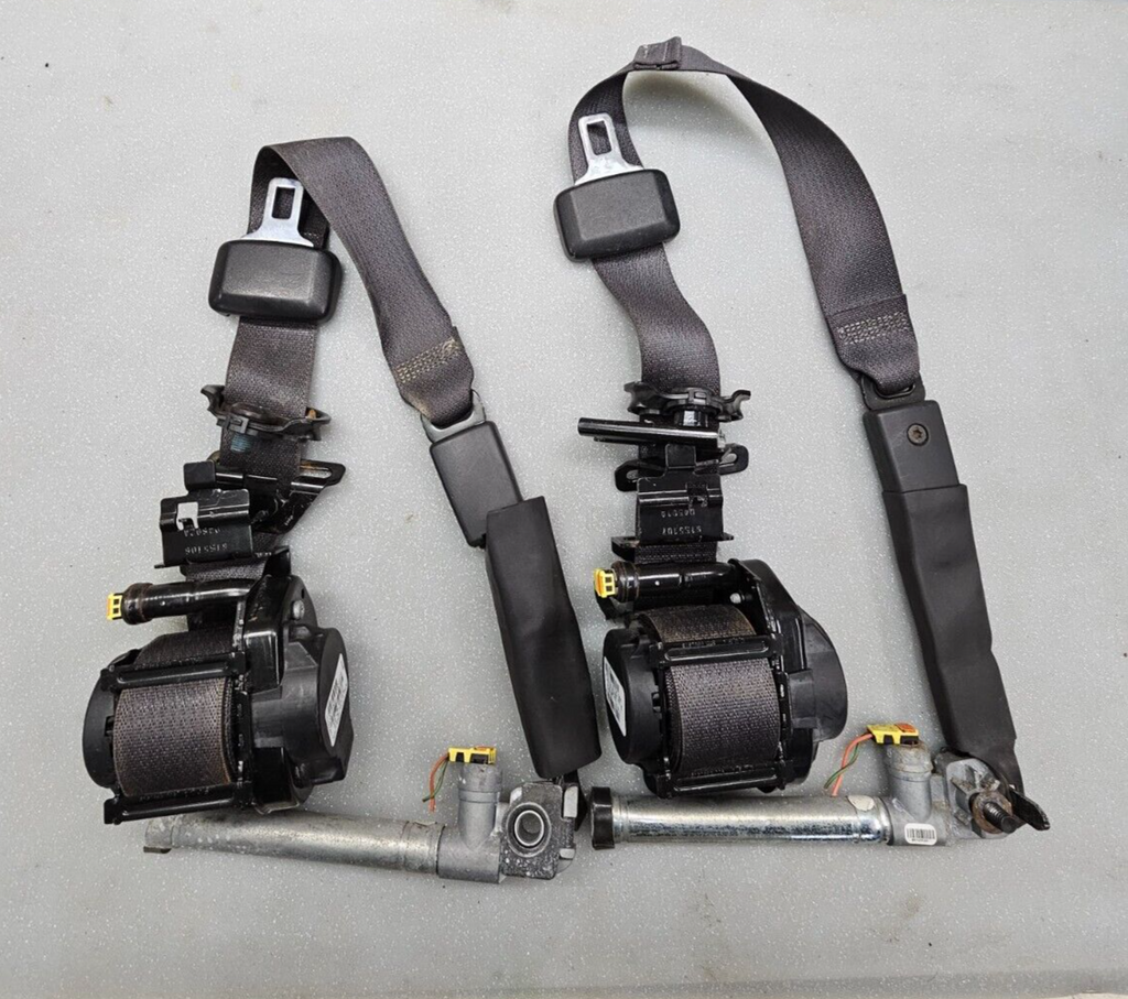 🔥11-17Acadia Enclave Traverse Front Seat Belt Retractor Assembly Set Pair Black