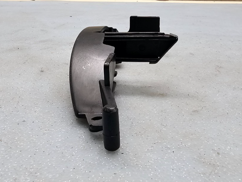 🔥99-07 Silverado Suburban Tahoe Yukon Center Console Armrest Lid latch BLACK