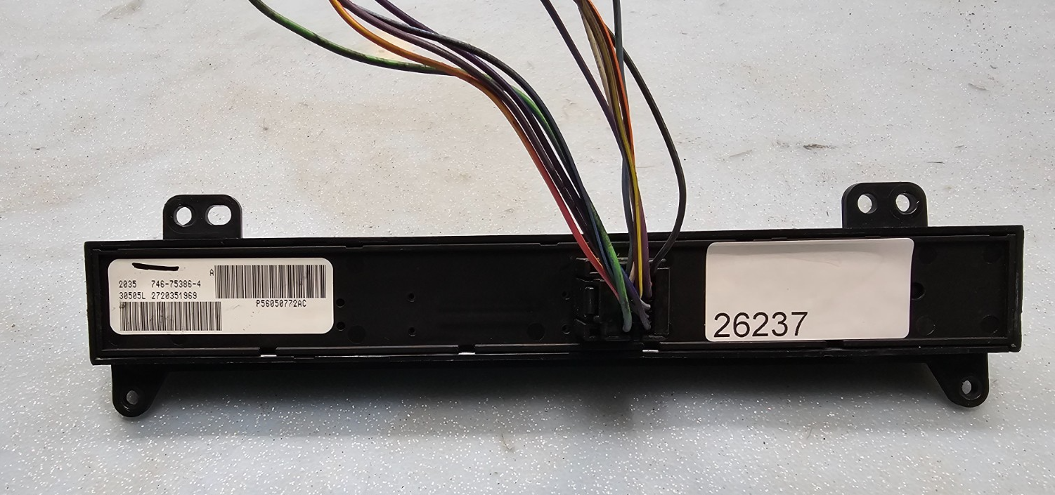 🔥05-06 Grand Cherokee Commander Information Switch Control Instrument Panel