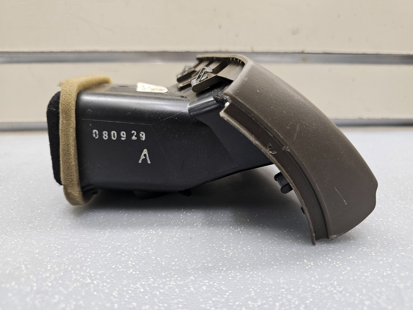🔥08-12 Honda Accord Left Front Driver Side Dash AC Air Vent DARK TAN OEM