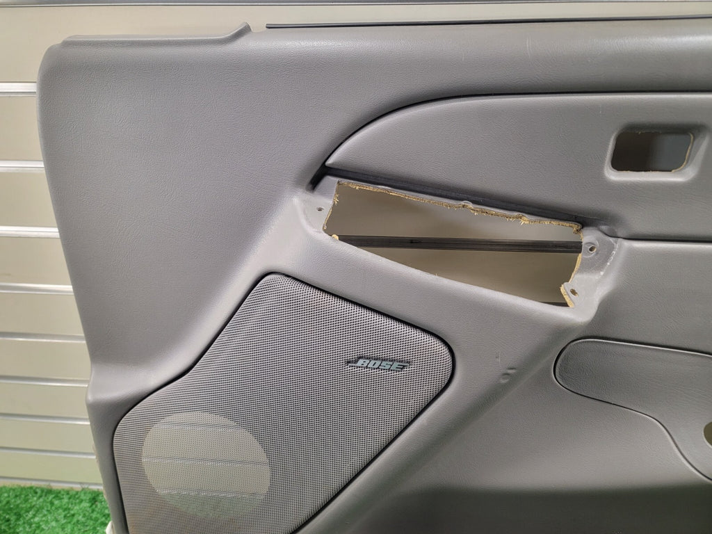 🔥2003-2006 Chevy Silverado SIERRA Door Panel Front right passenger gray D5
