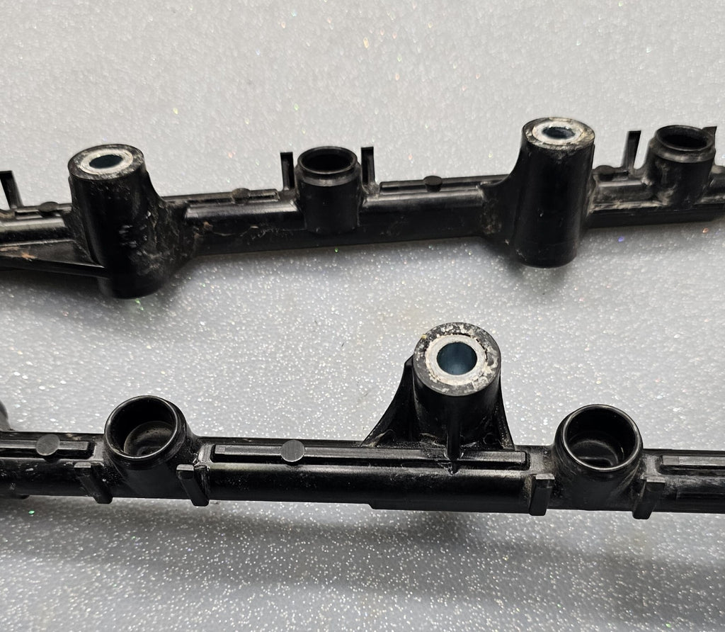 🔥05-11 Toyota RAV4 Camry Lexus ES350 Gasoline Fuel Rail Pressure Regulator OEM