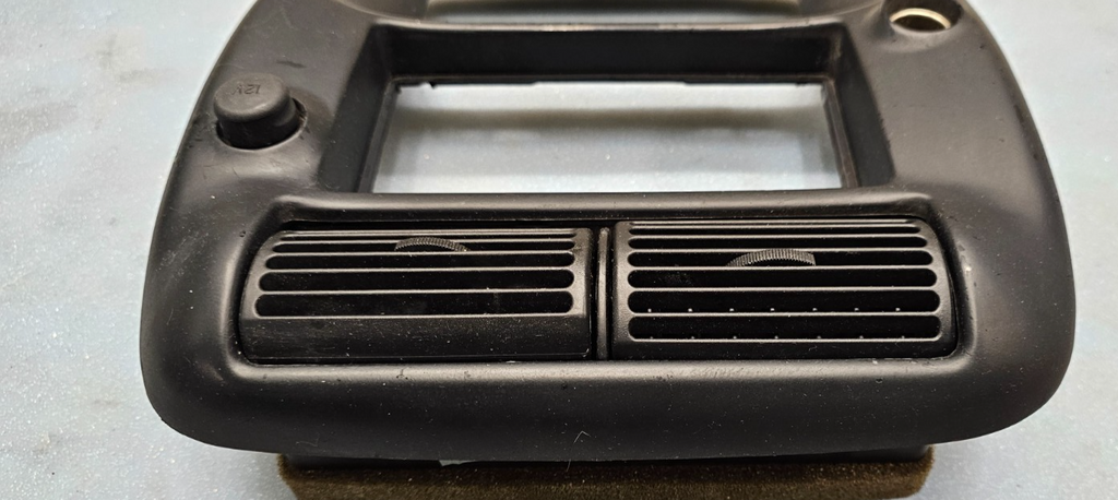 95-10 Ranger Explorer Center Dash Radio Stereo Display Bezel Trim Panel BLACK B2