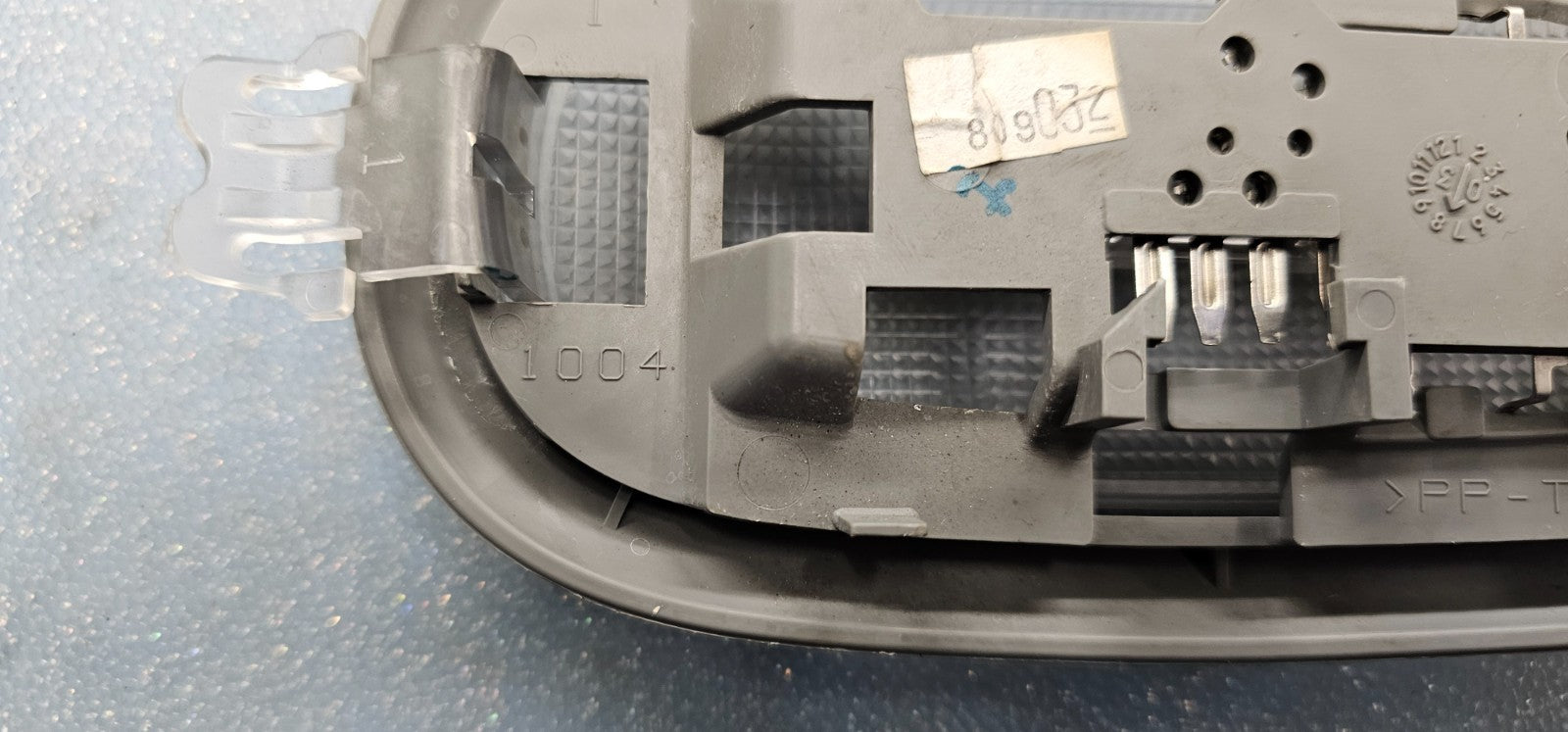 🔥02-12 Dodge Ram Dakota Rear Inner Dome Map Reading Light Lamp Assembly GRAY